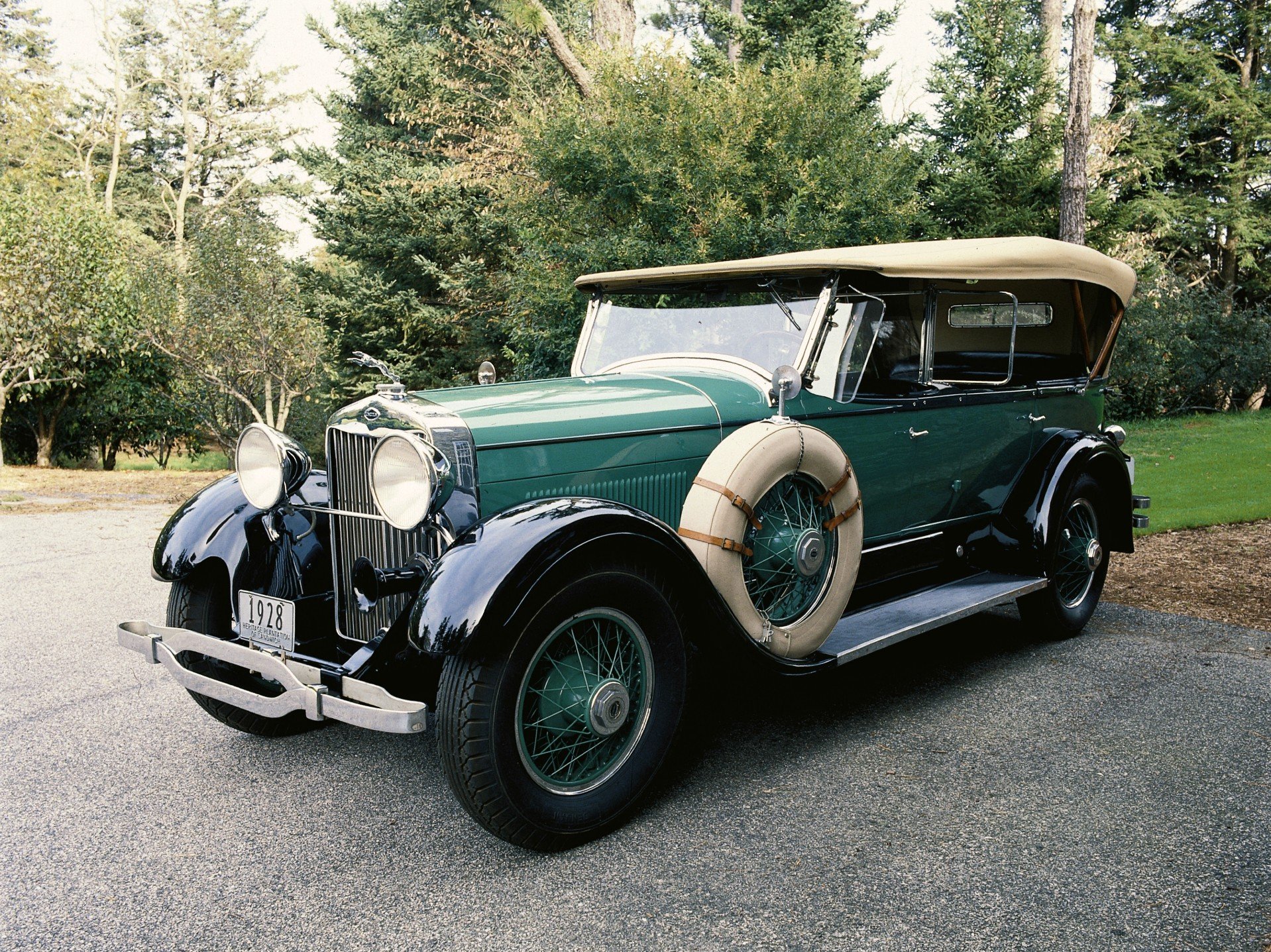 1927 Lincoln Sport Touring - Heritage Museums & Gardens