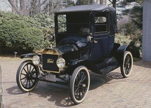 1915 Ford Model T Coupelet