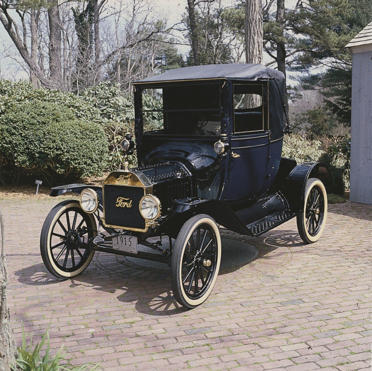 Ford model T 1917 года санитарный